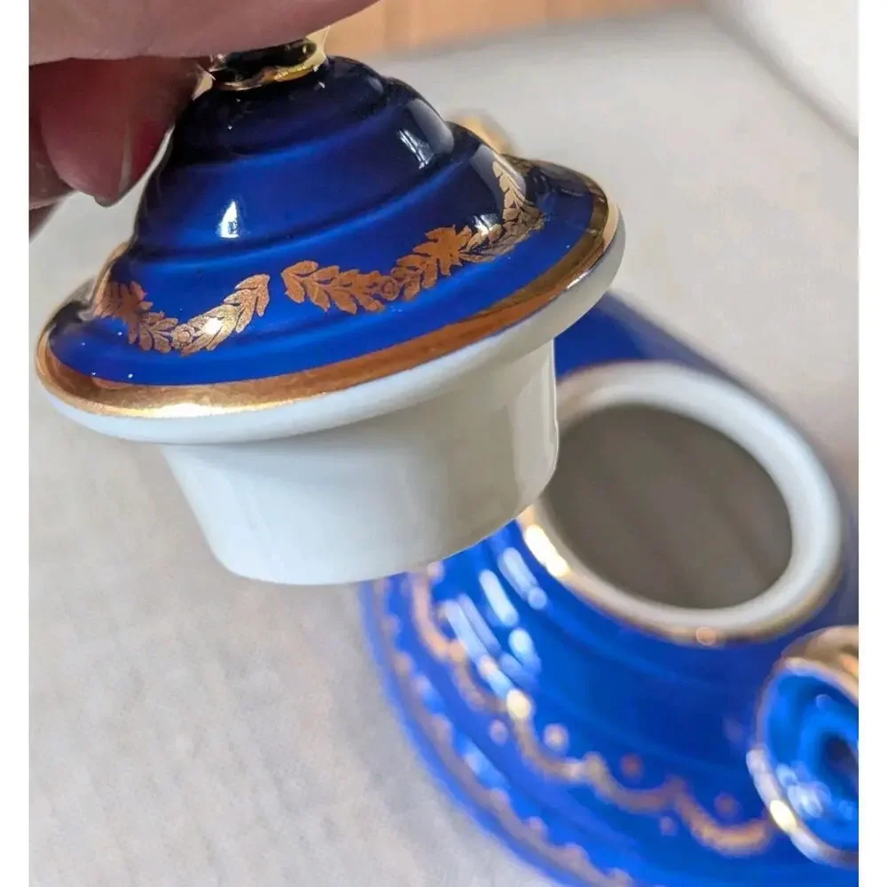 Hall China MCM Marine Blue Aladdin Teapot With Gold Trim and Lid 1950s
